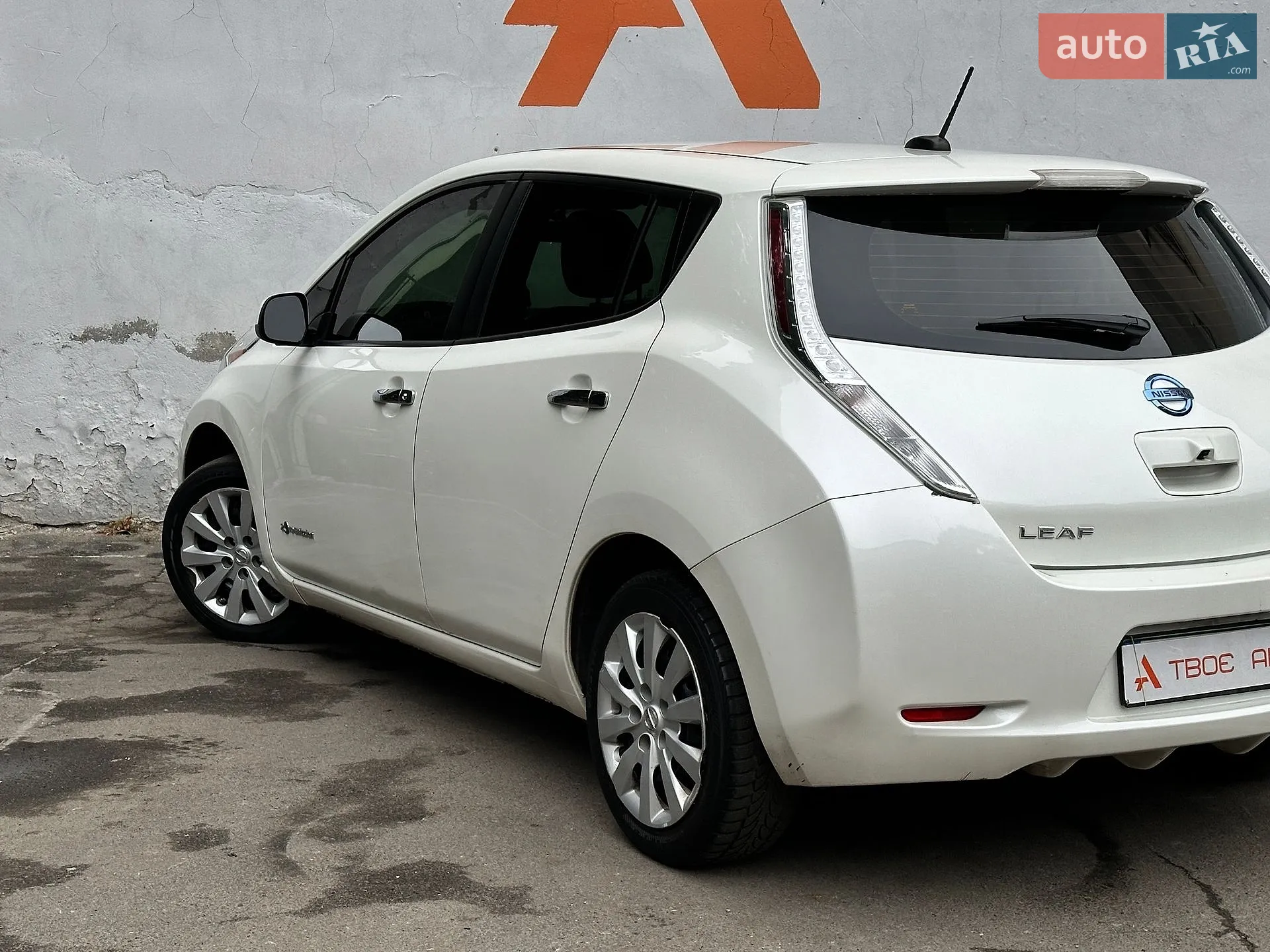 2017 Nissan Leaf - мініатюра 20