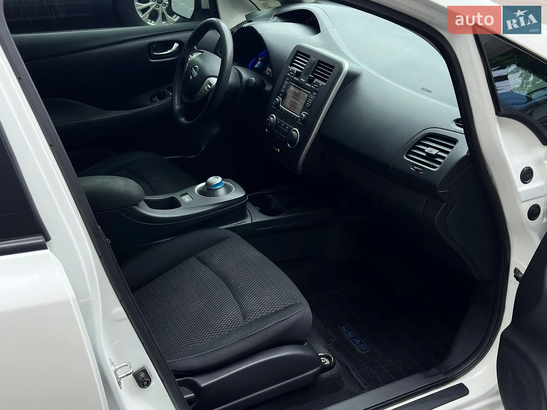 2017 Nissan Leaf - мініатюра 39