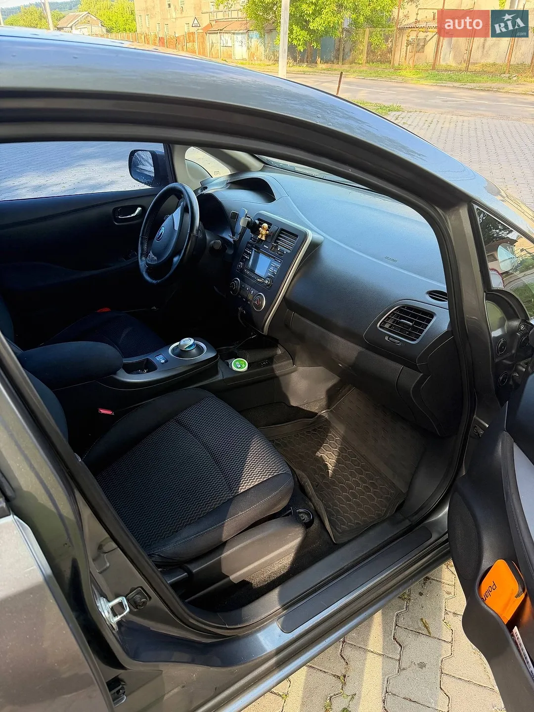 2014 Nissan Leaf - мініатюра 6