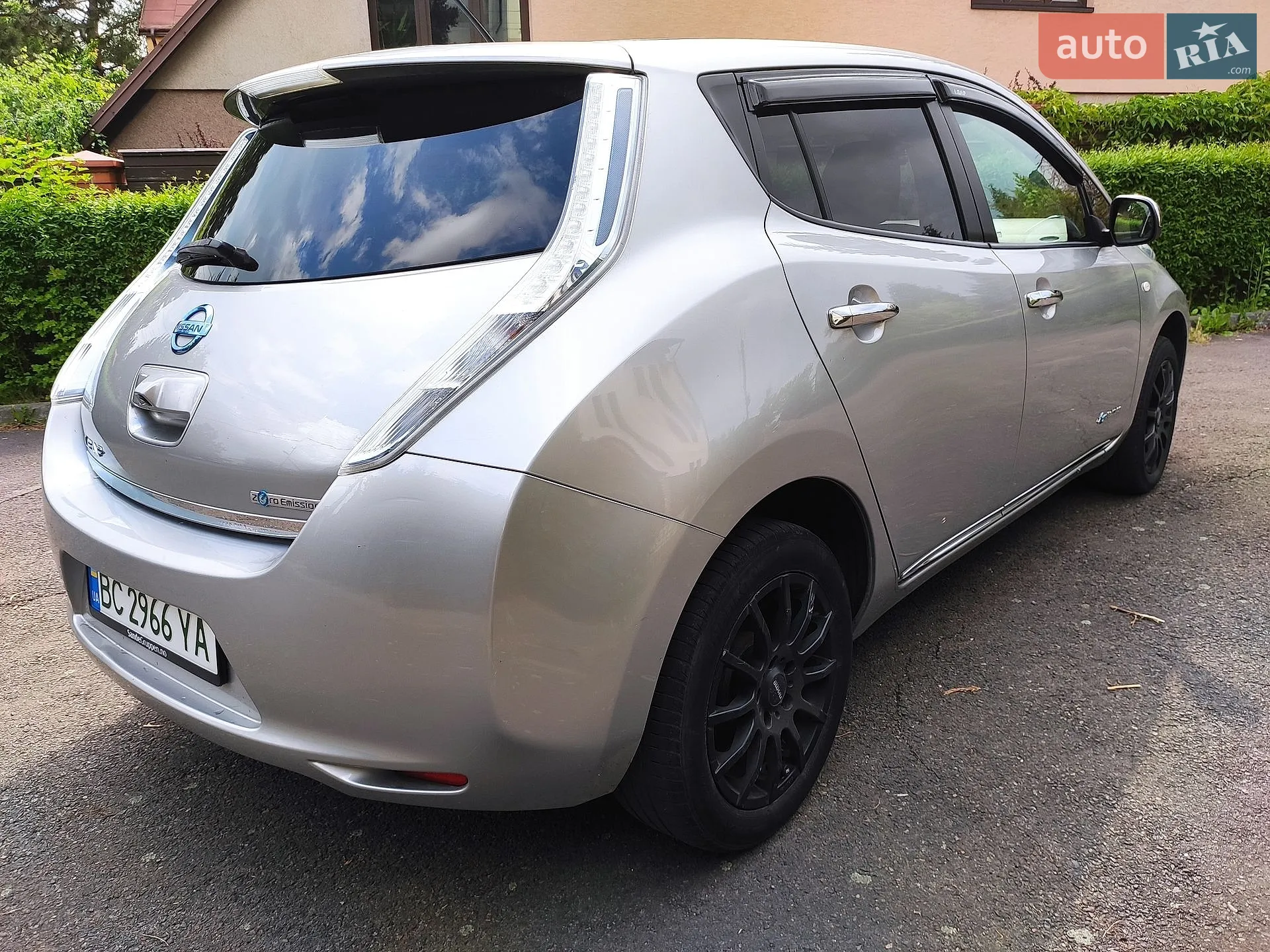 2013 Nissan Leaf - мініатюра 26