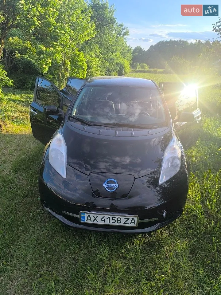2013 Nissan Leaf - мініатюра 15