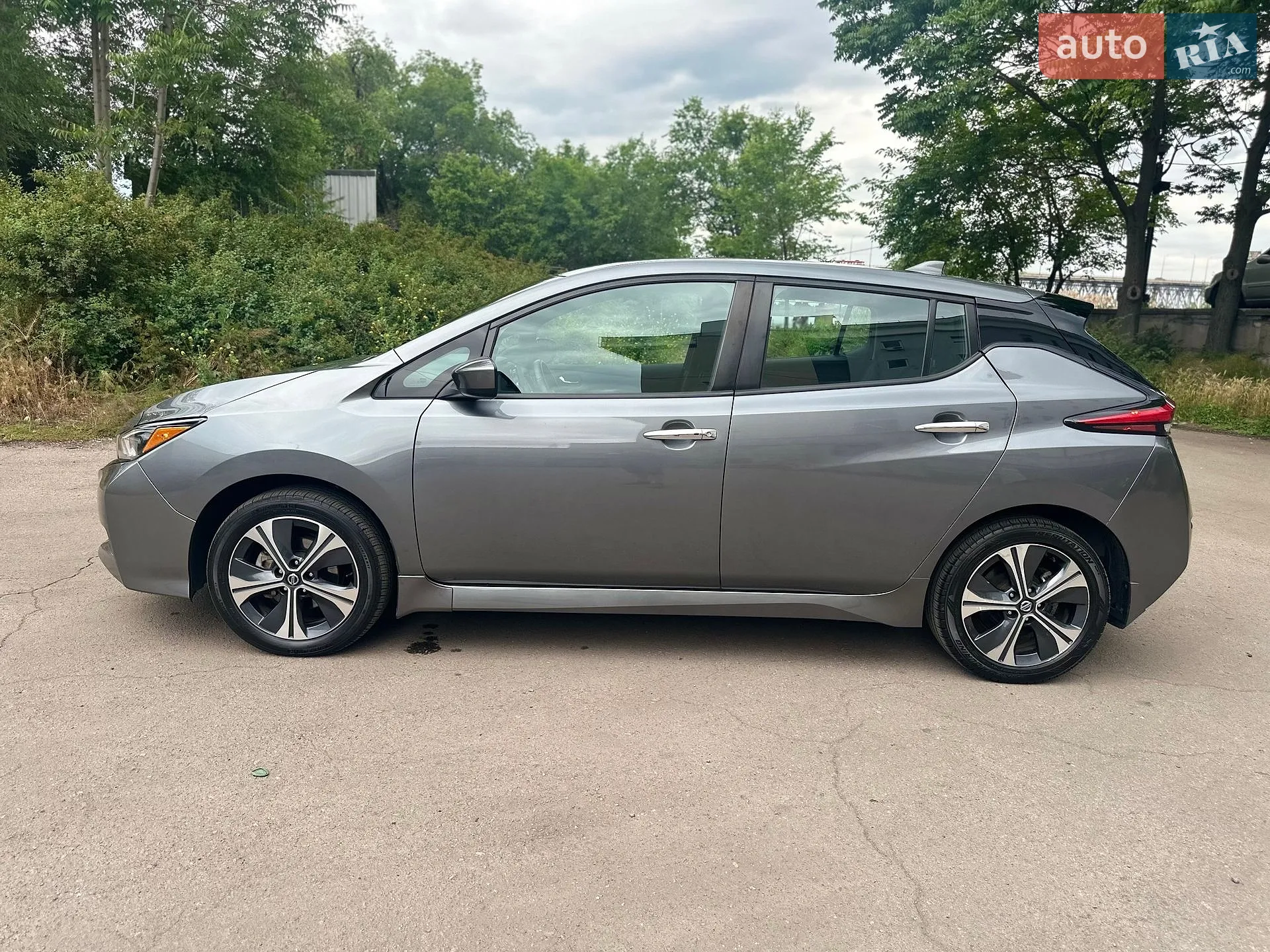 2020 Nissan Leaf - мініатюра 11