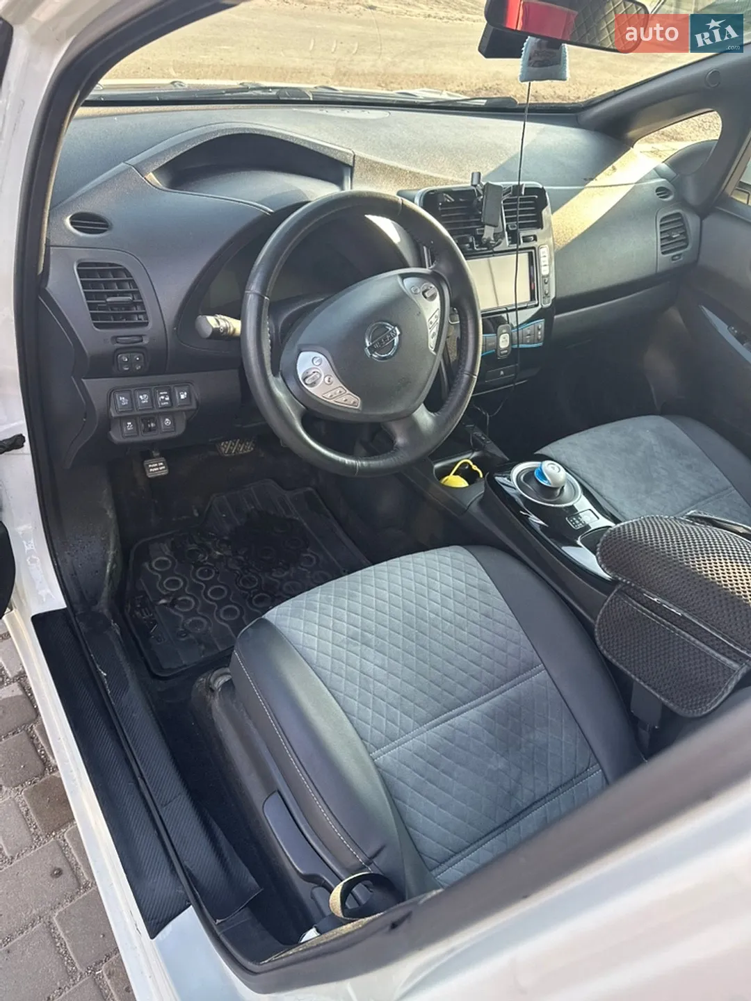 2017 Nissan Leaf - мініатюра 10