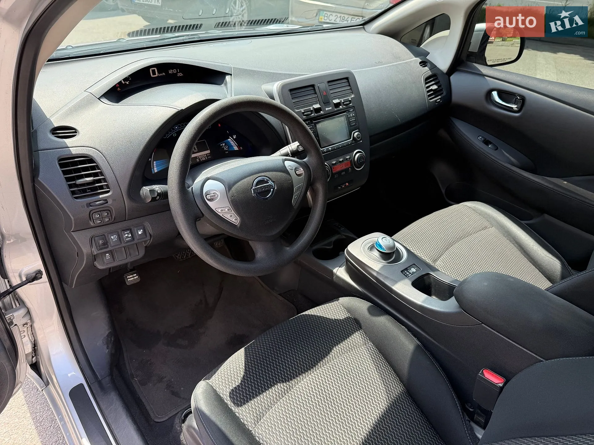 2017 Nissan Leaf - мініатюра 10