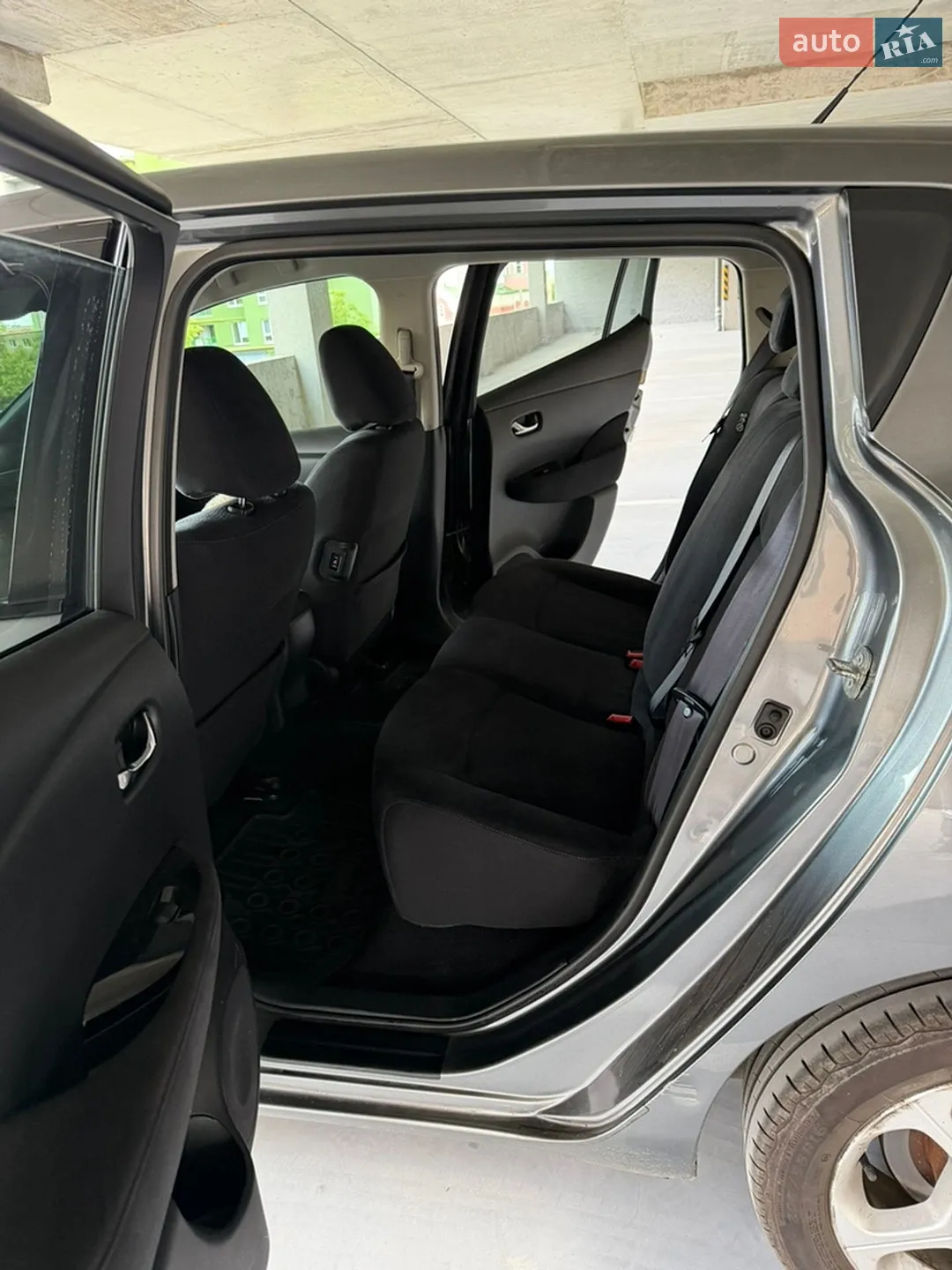 2013 Nissan Leaf - мініатюра 12