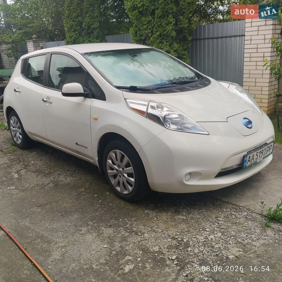 2016 Nissan Leaf - мініатюра 9