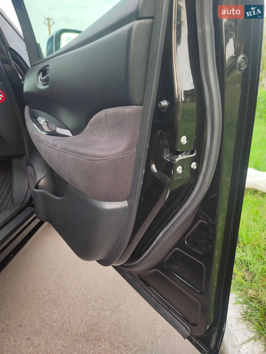 2014 Nissan Leaf - мініатюра 25