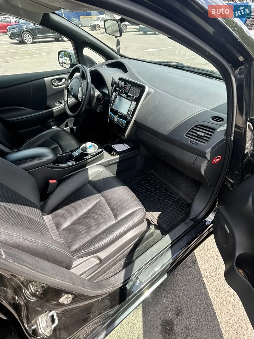 2013 Nissan Leaf - мініатюра 12