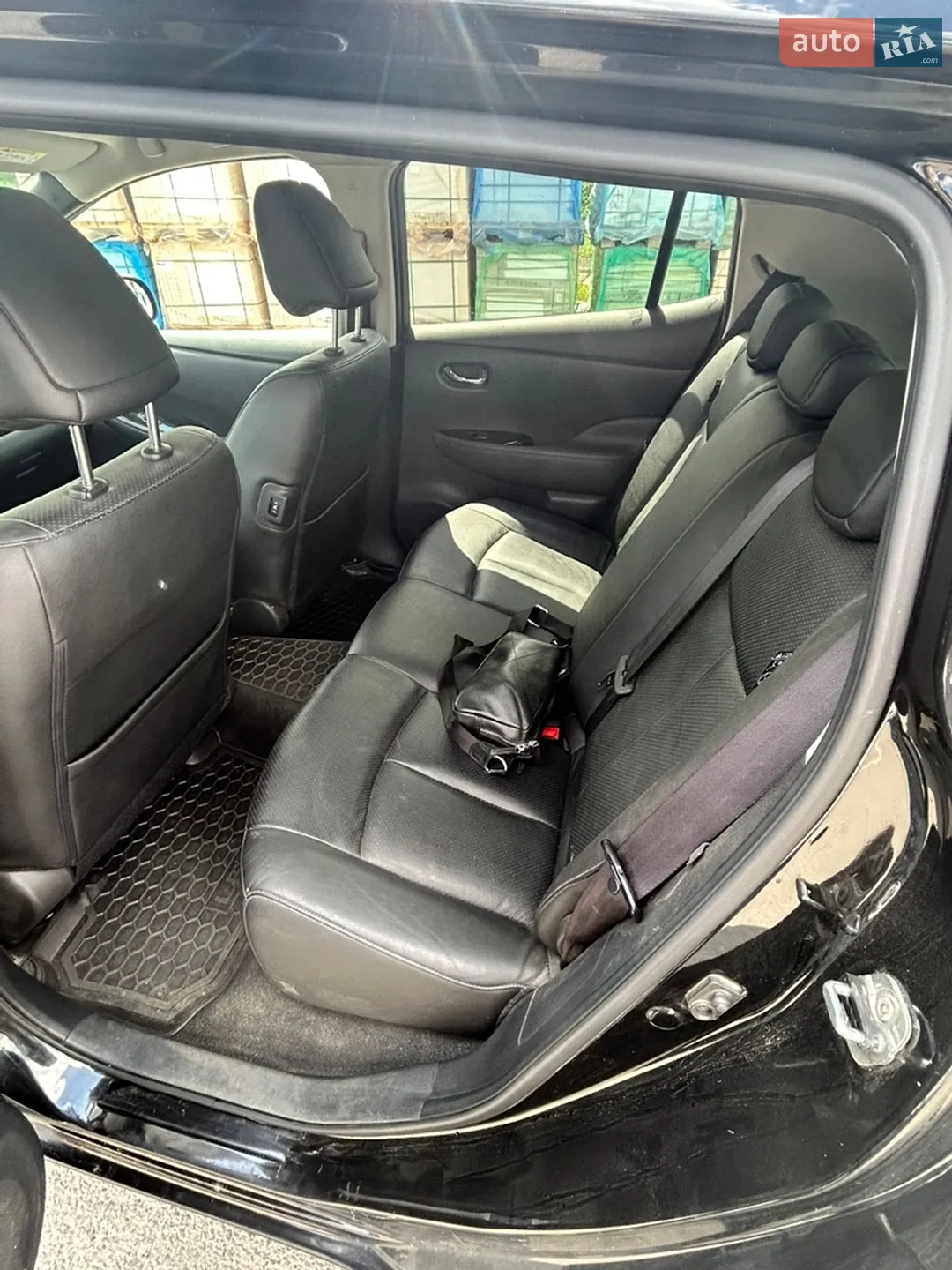 2013 Nissan Leaf - мініатюра 17