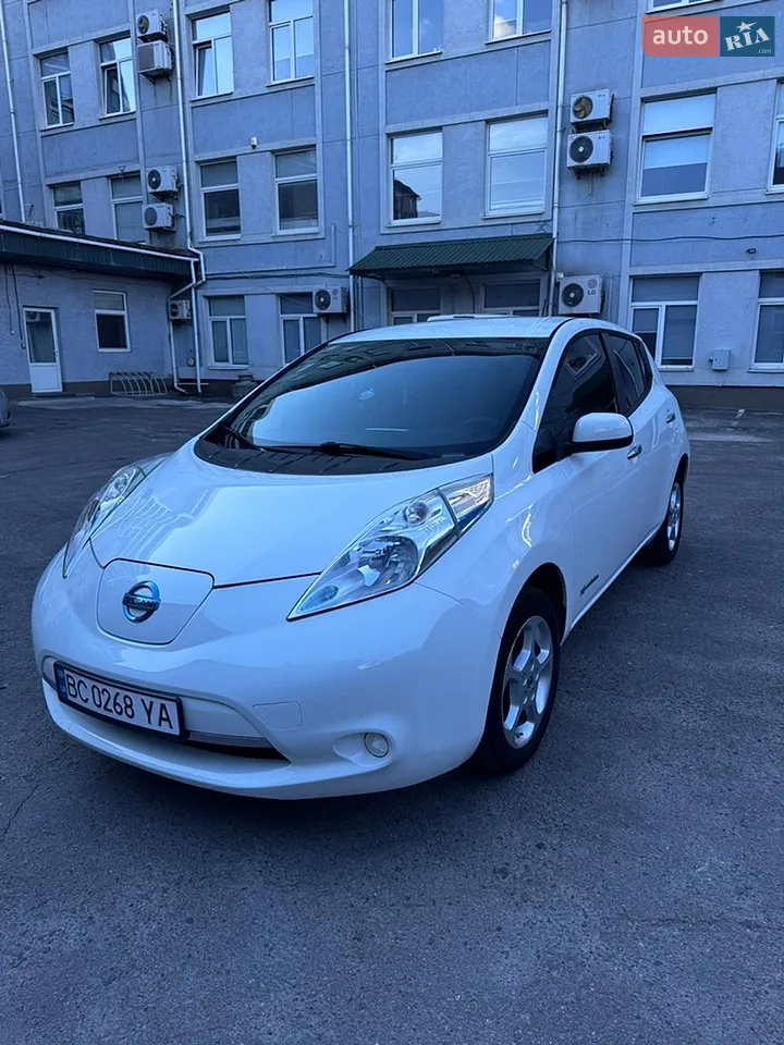 2015 Nissan Leaf - мініатюра 9