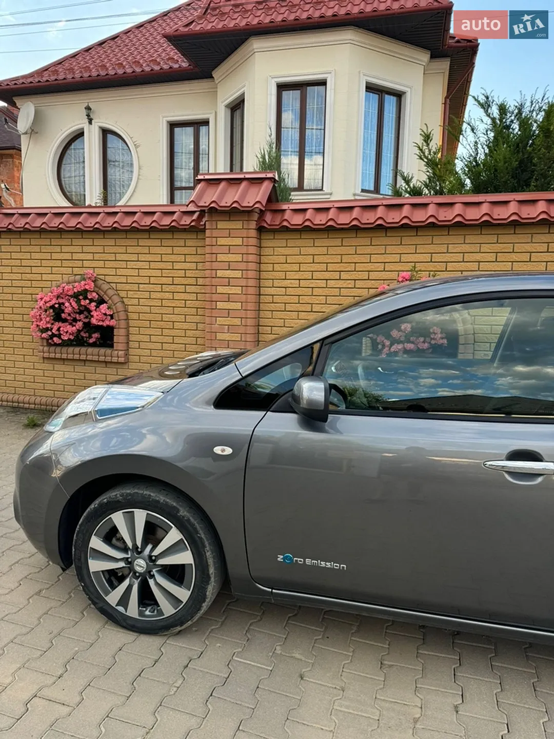 2015 Nissan Leaf - мініатюра 3