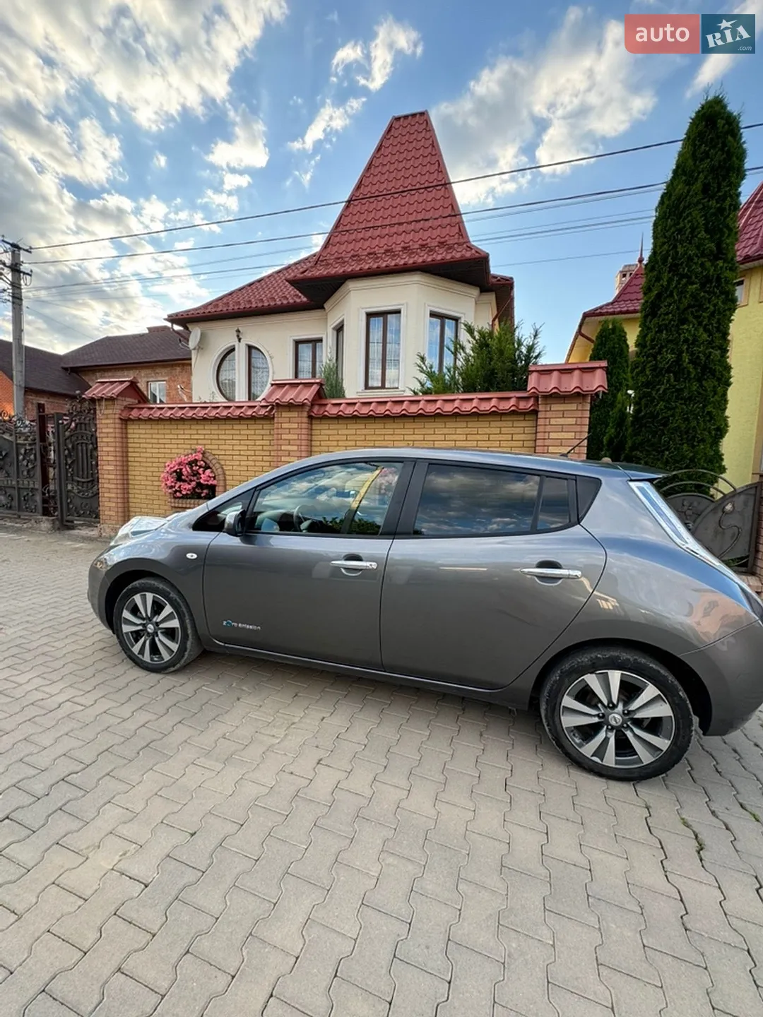 2015 Nissan Leaf - мініатюра 8