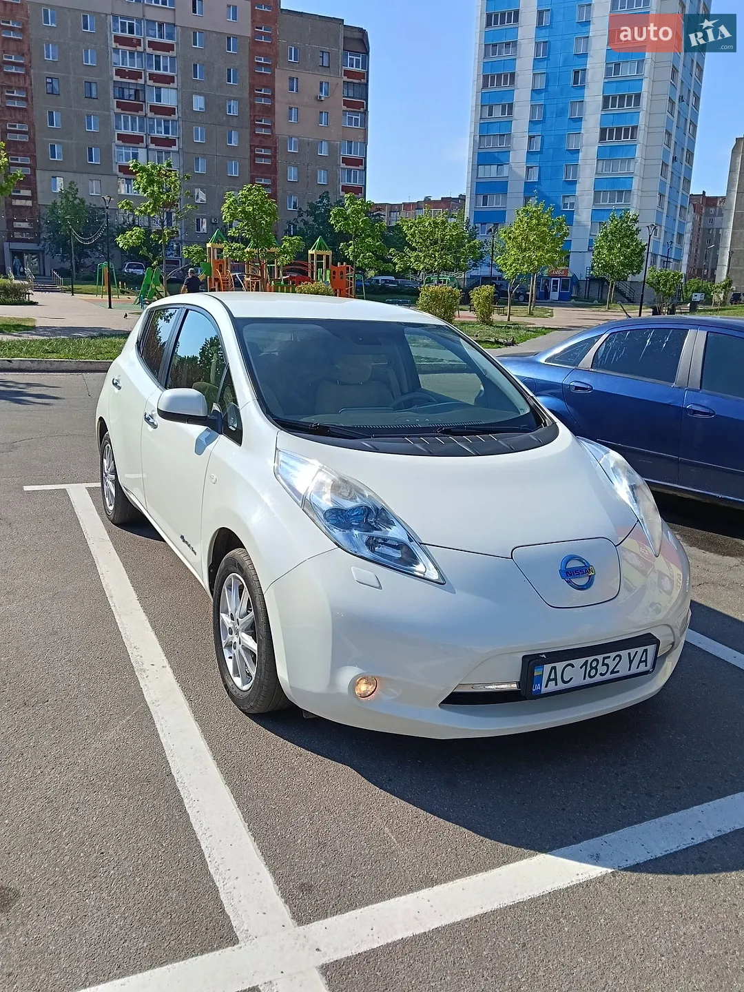 2011 Nissan Leaf - мініатюра 3