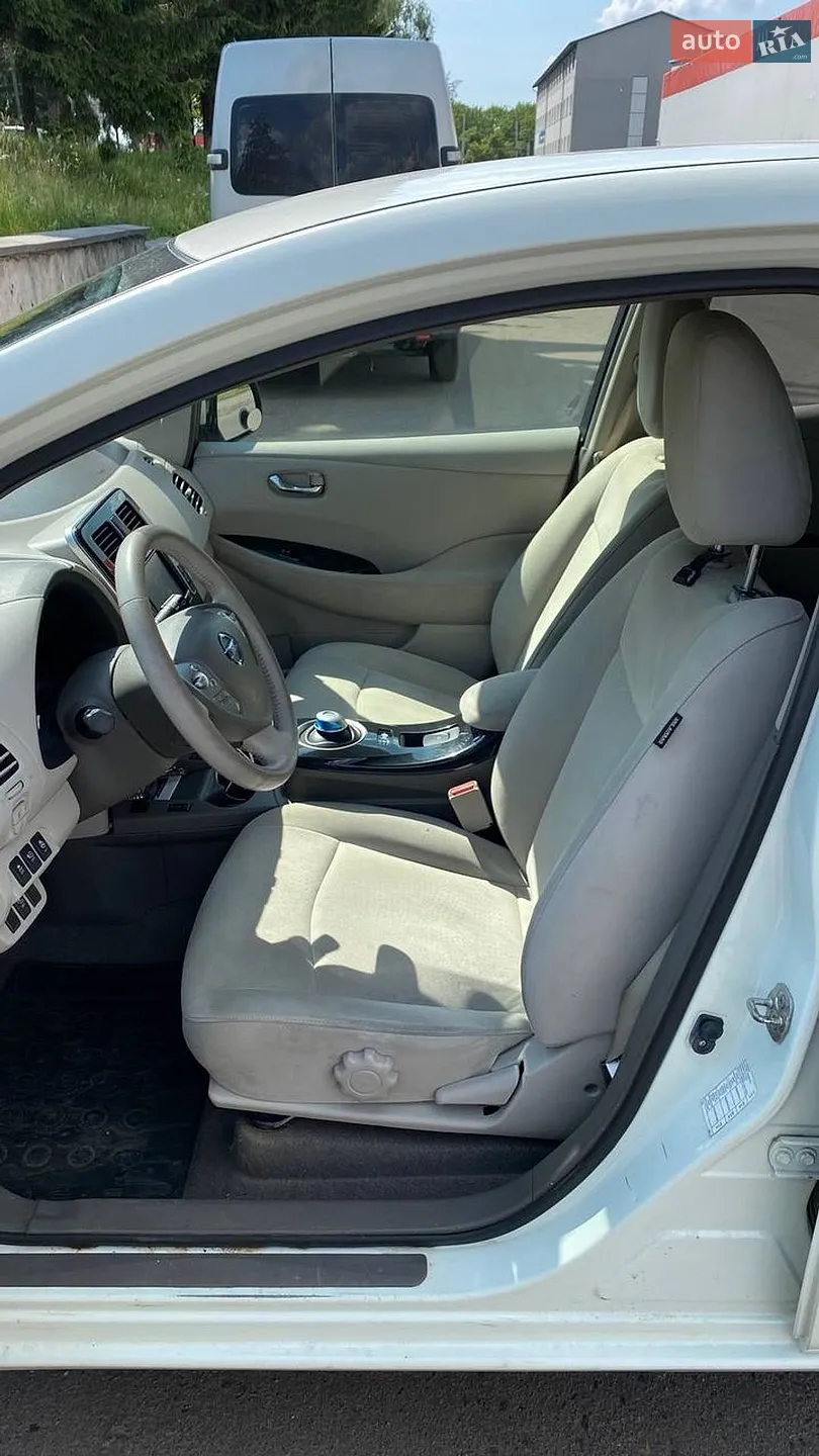 2012 Nissan Leaf - мініатюра 9