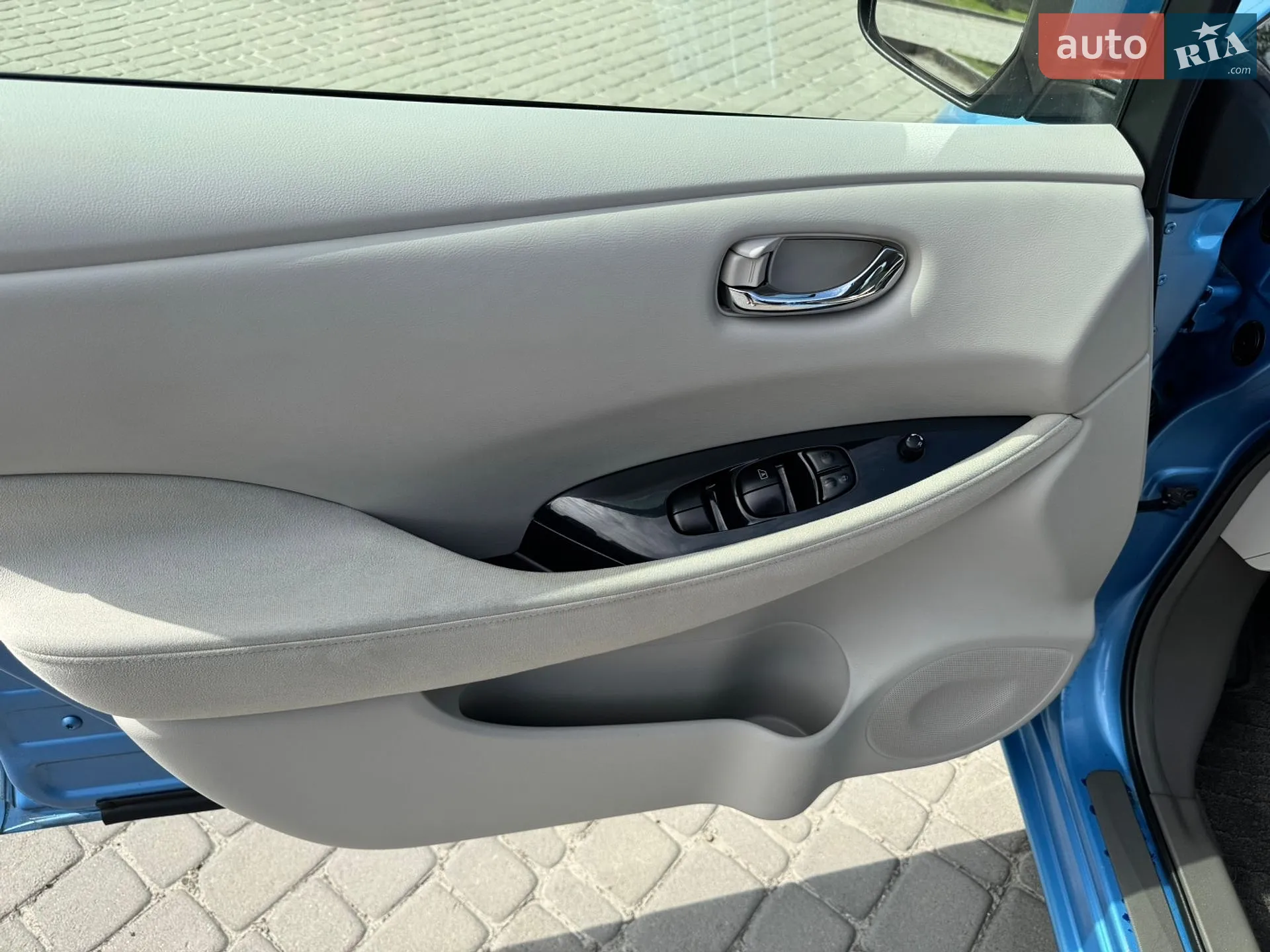 2012 Nissan Leaf - мініатюра 8