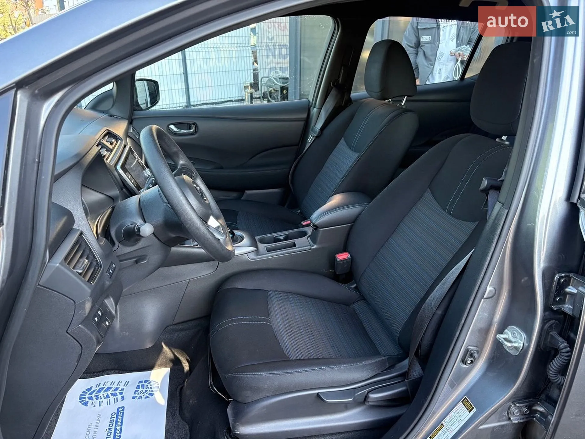 2022 Nissan Leaf - мініатюра 9