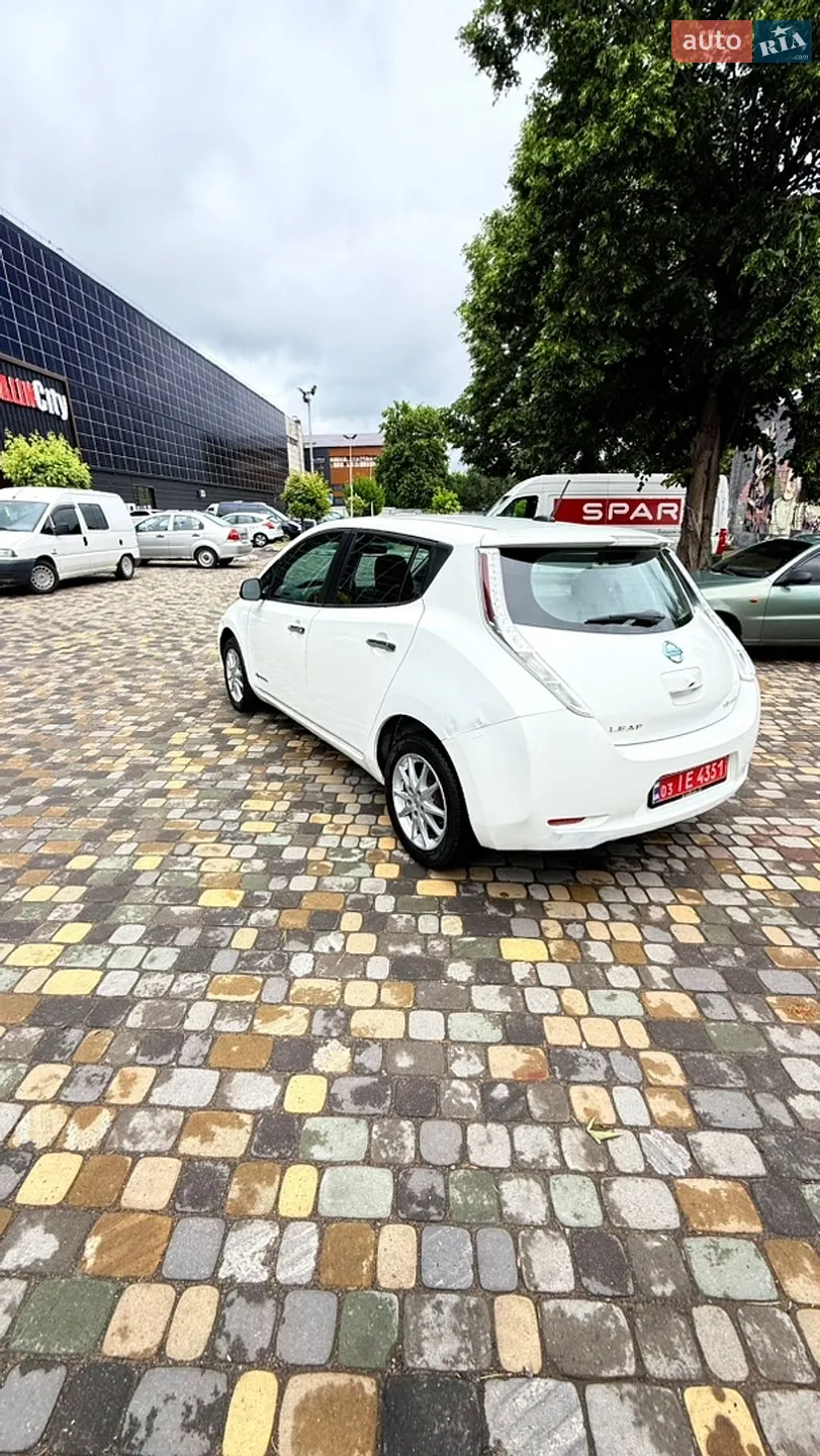 2015 Nissan Leaf - мініатюра 9