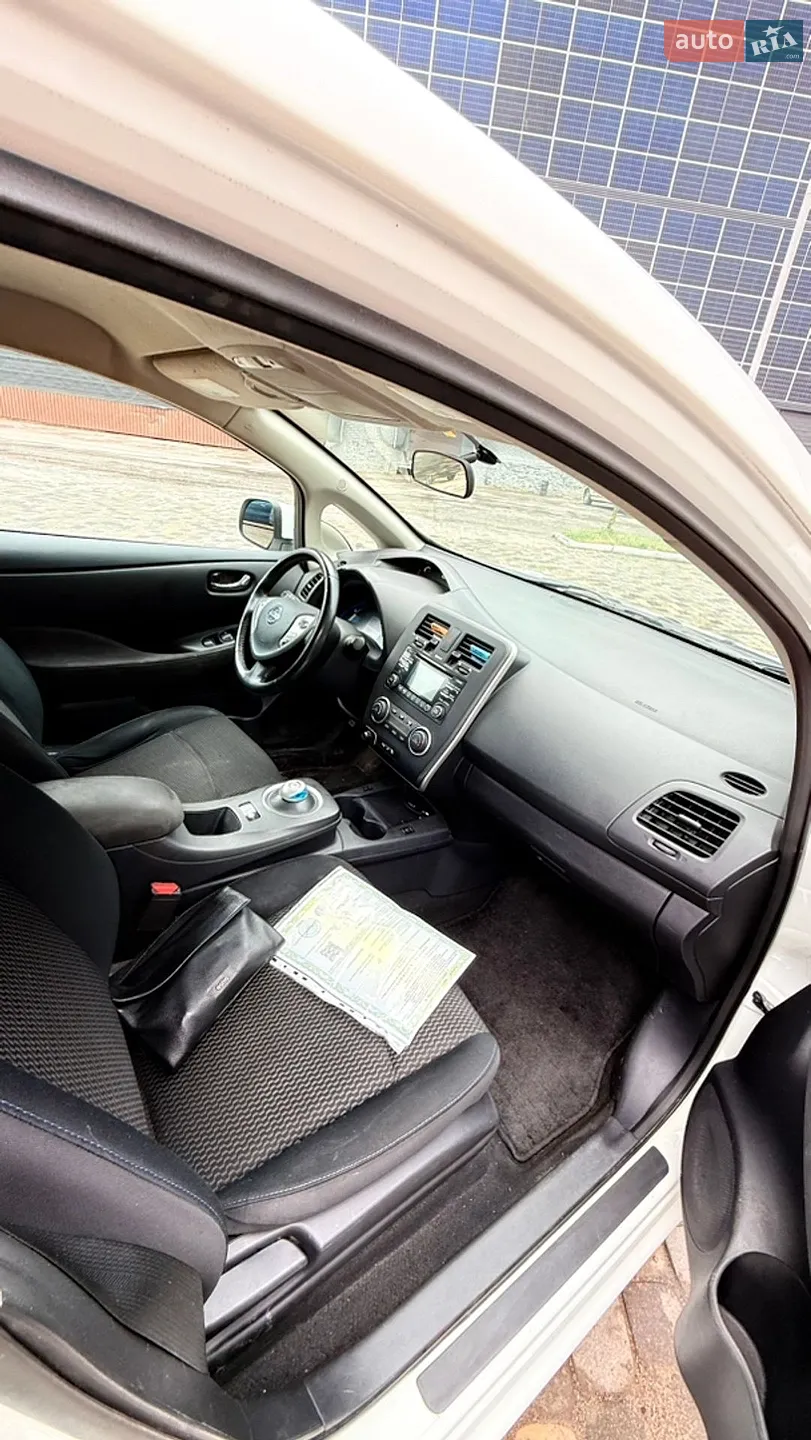 2015 Nissan Leaf - мініатюра 15