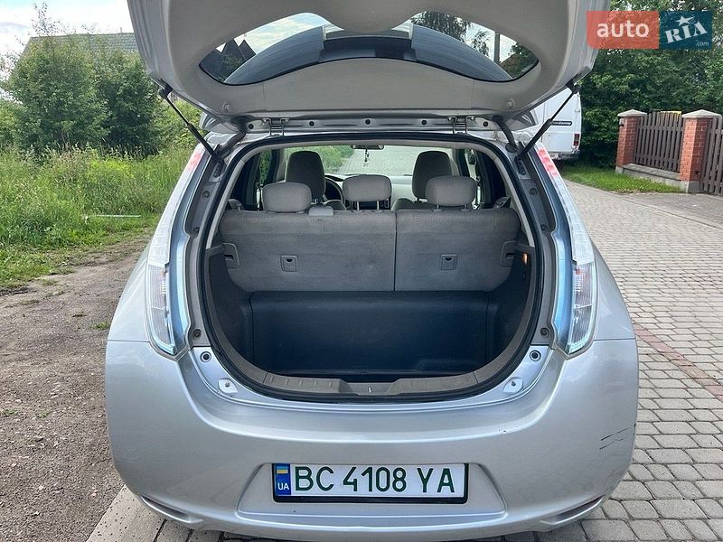Хетчбек Nissan Leaf 2012 в Львові фото 9 Хетчбек Nissan Leaf 2012 в Львові