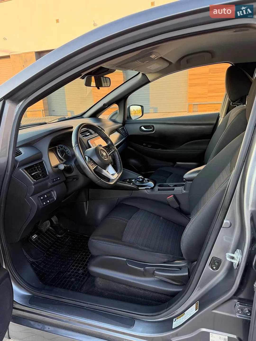2021 Nissan Leaf - мініатюра 4