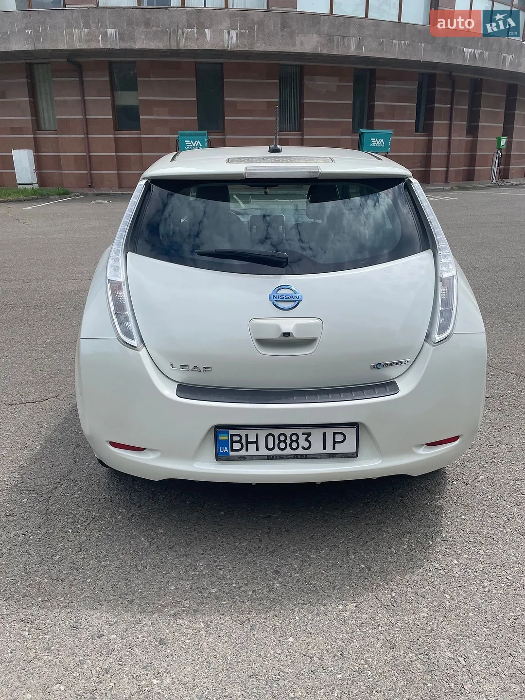 2017 Nissan Leaf - мініатюра 4