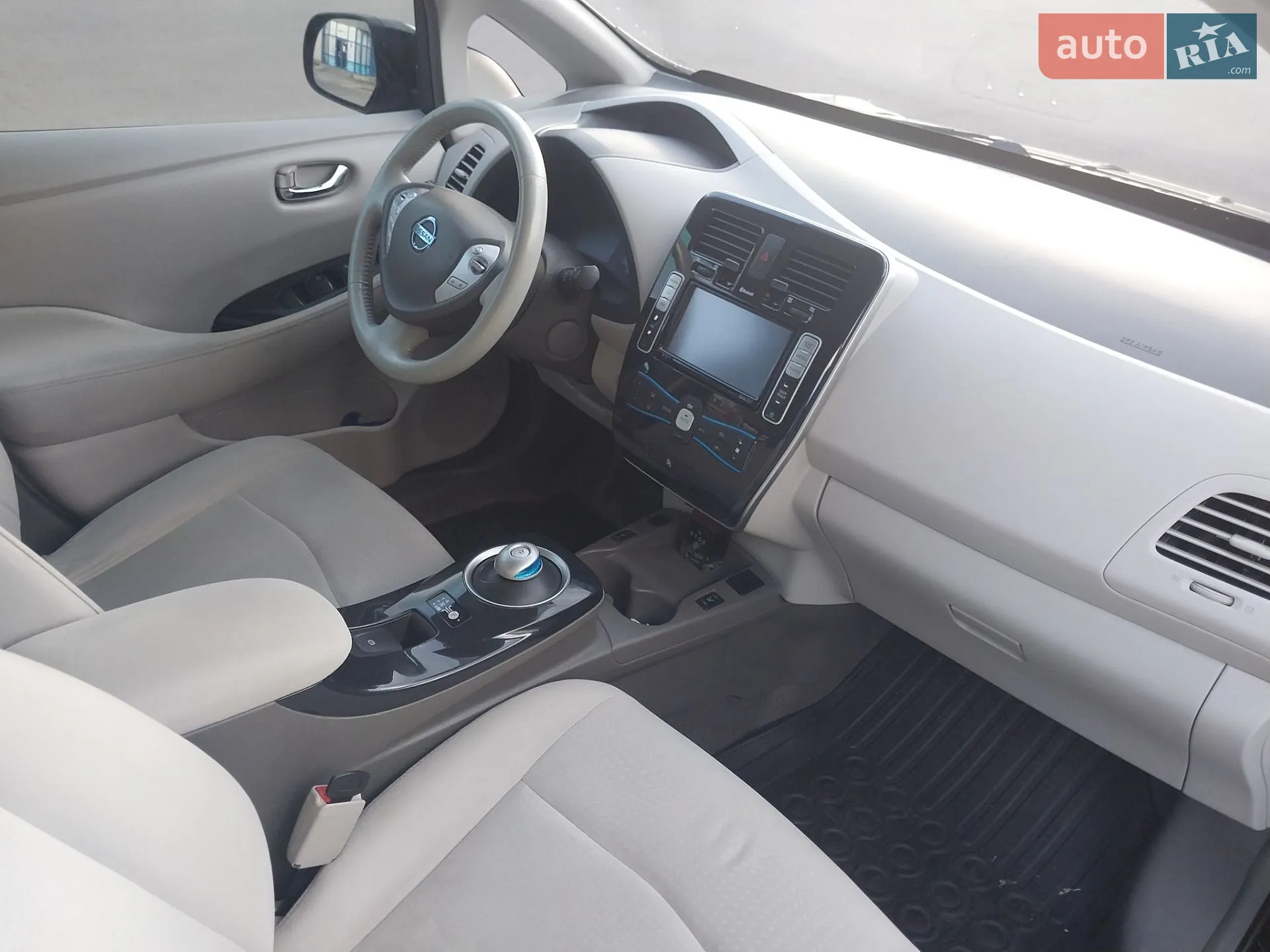 2012 Nissan Leaf - мініатюра 16