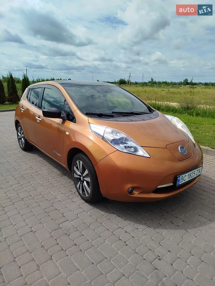 2015 Nissan Leaf - мініатюра 14