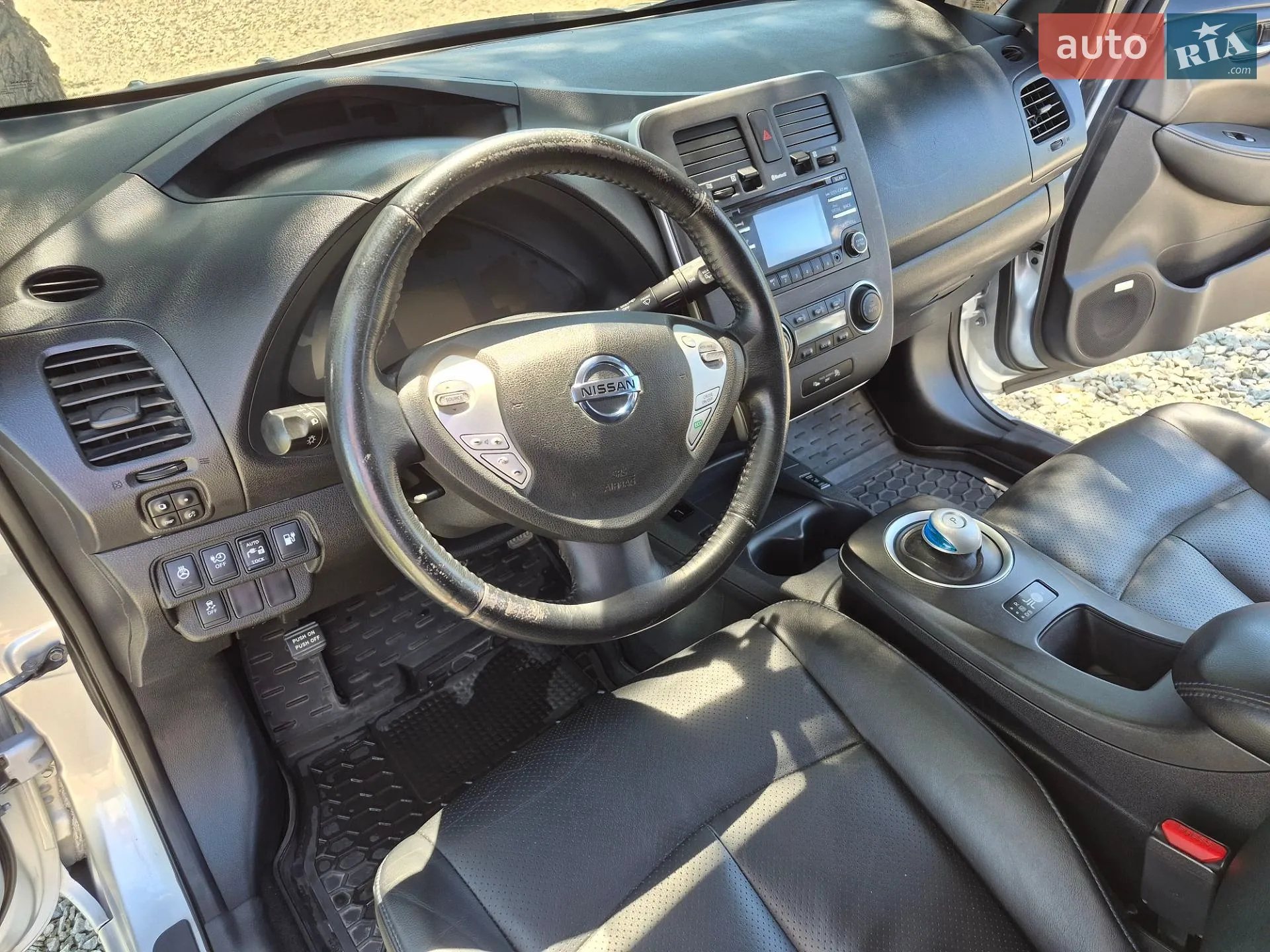 2015 Nissan Leaf - мініатюра 24