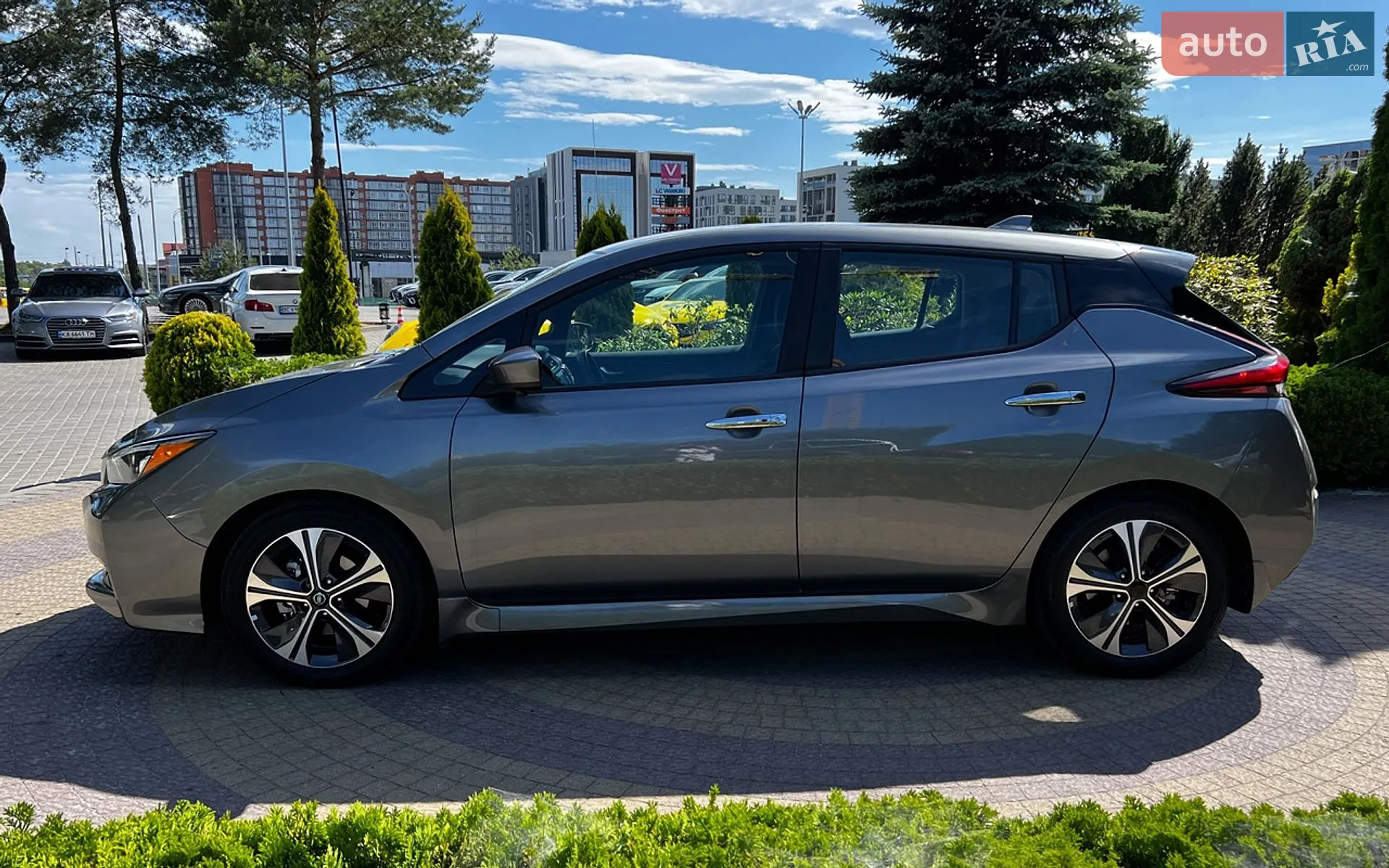 2021 Nissan Leaf - мініатюра 4