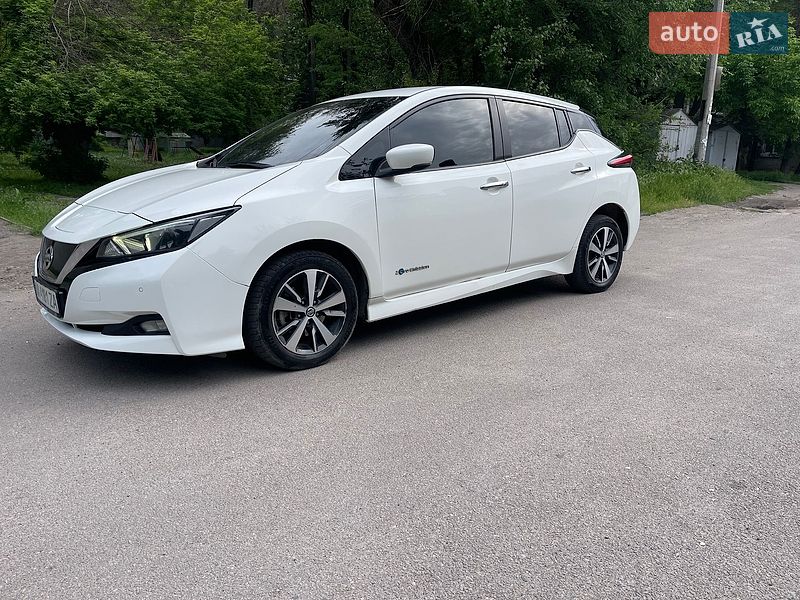 2018 Nissan Leaf, VIN SJNFAAZE1U0040660:plate — фото 1 (autoria)