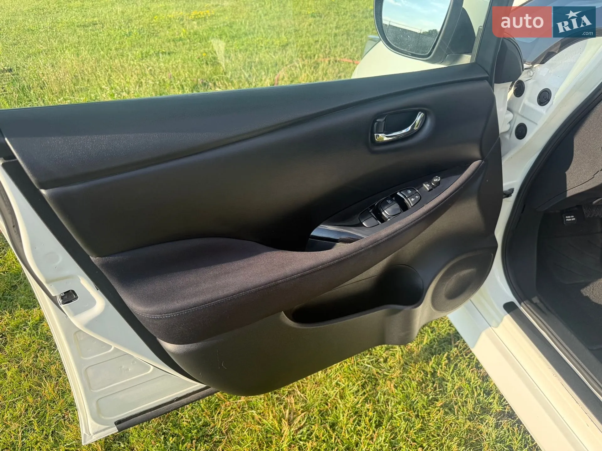 2020 Nissan Leaf - мініатюра 18