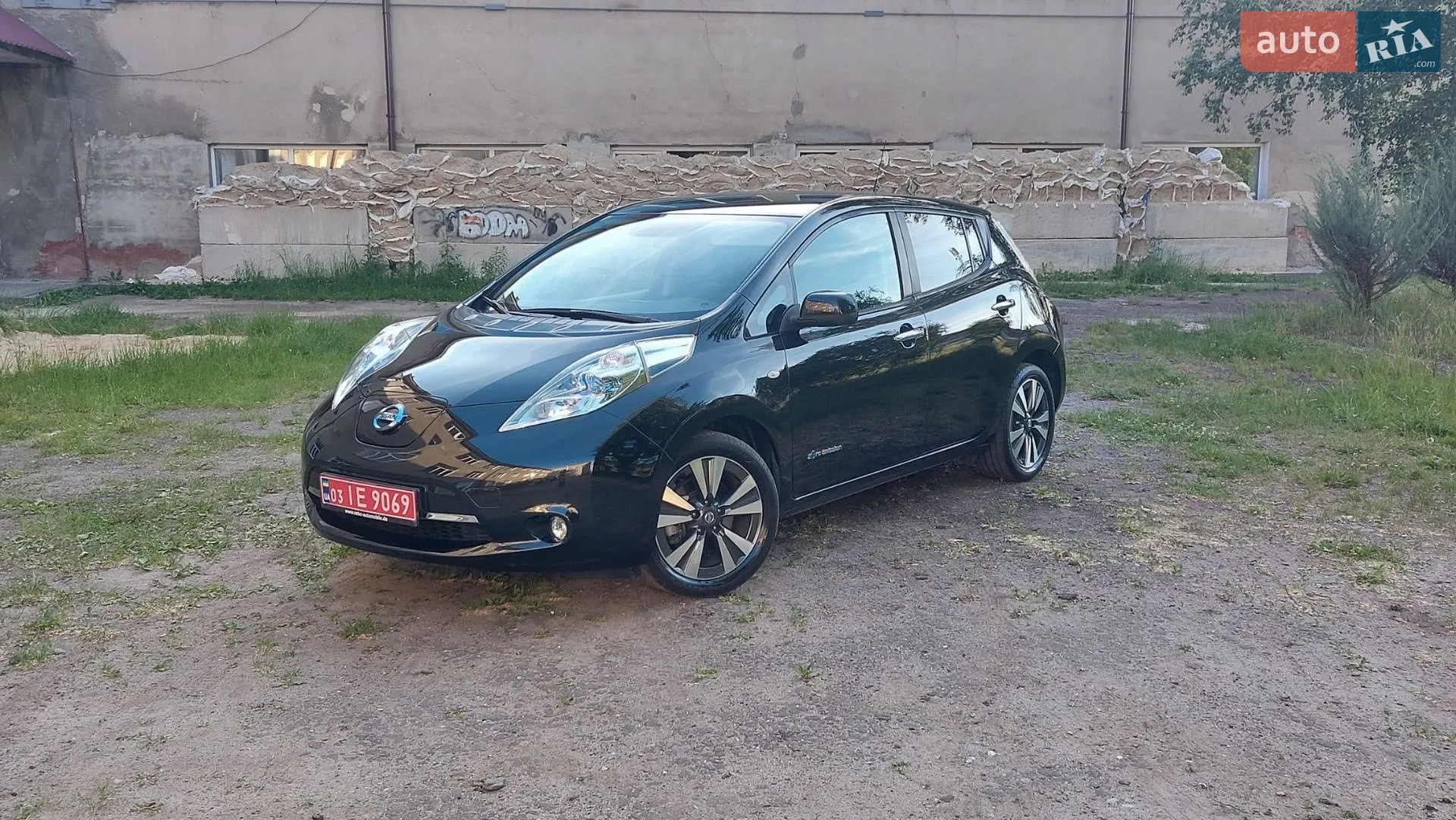 2017 Nissan Leaf - мініатюра 3