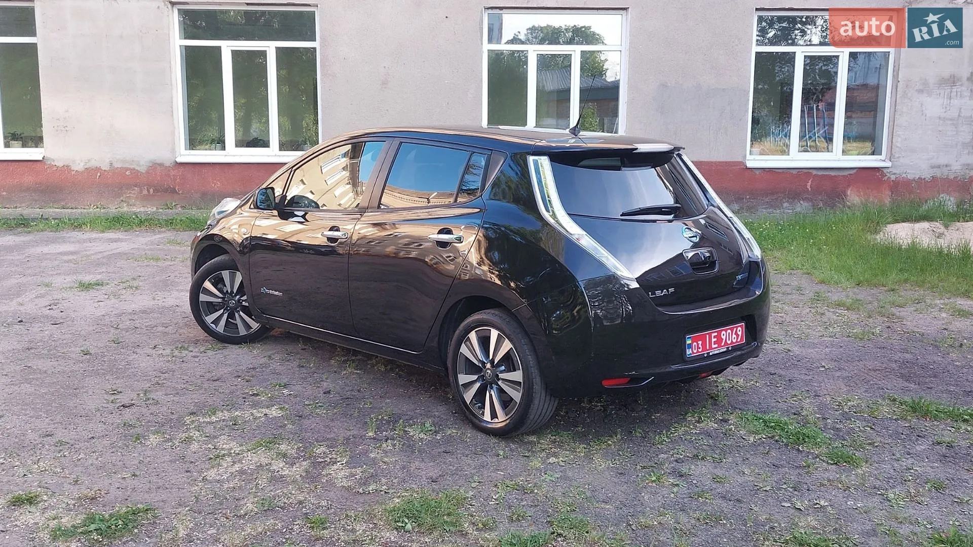 2017 Nissan Leaf - мініатюра 2