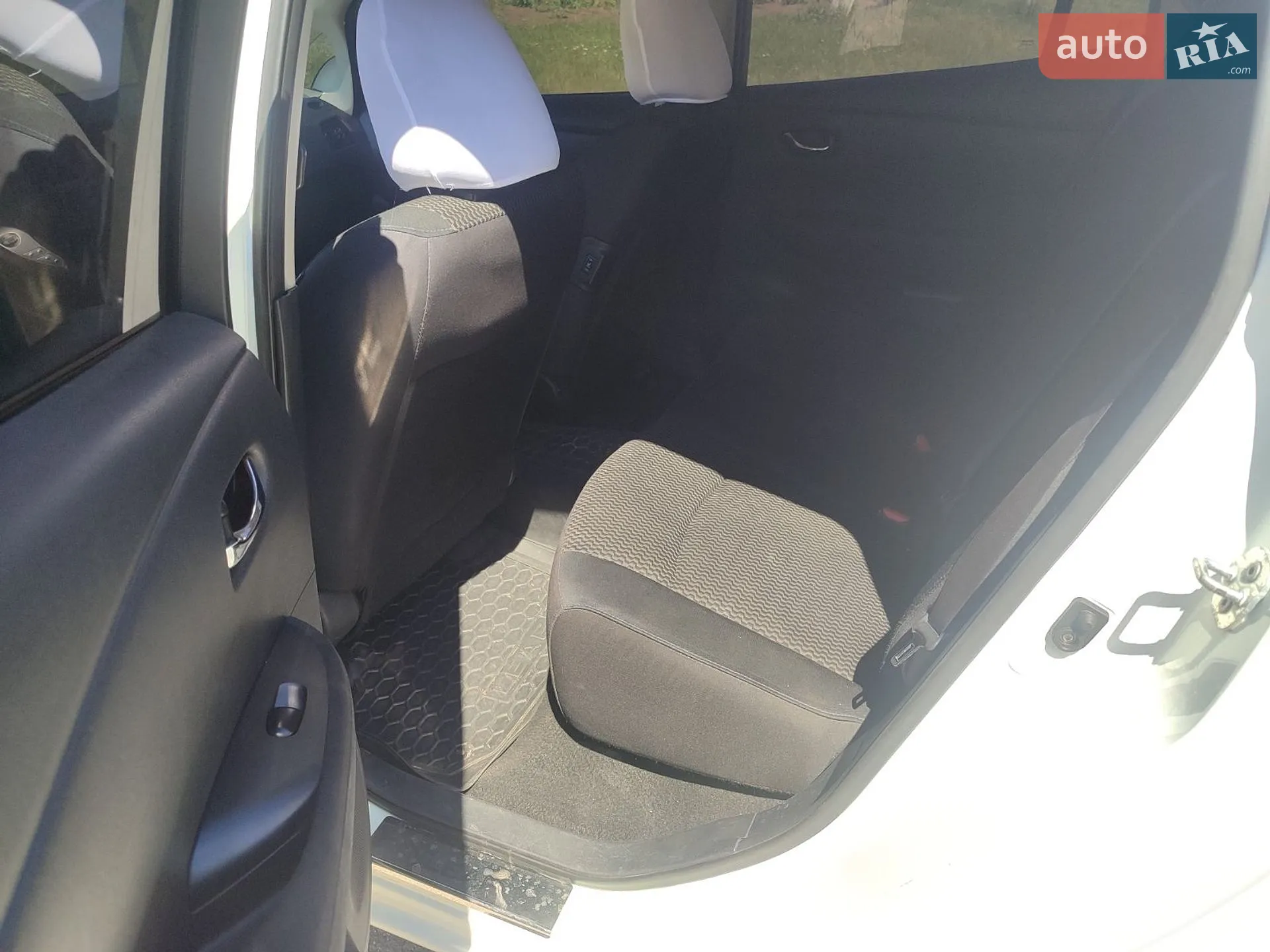 2014 Nissan Leaf - мініатюра 9