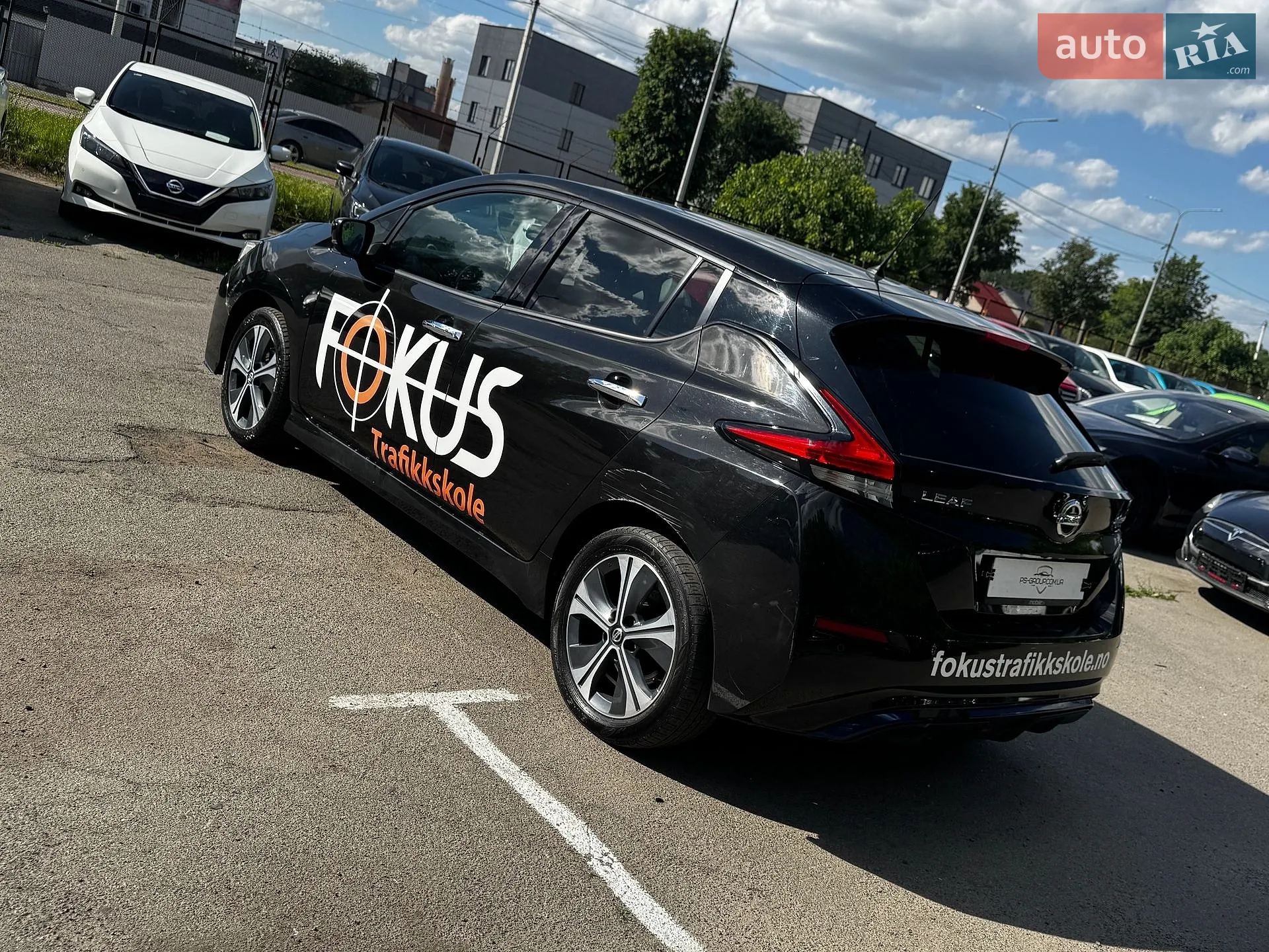 2020 Nissan Leaf - мініатюра 10