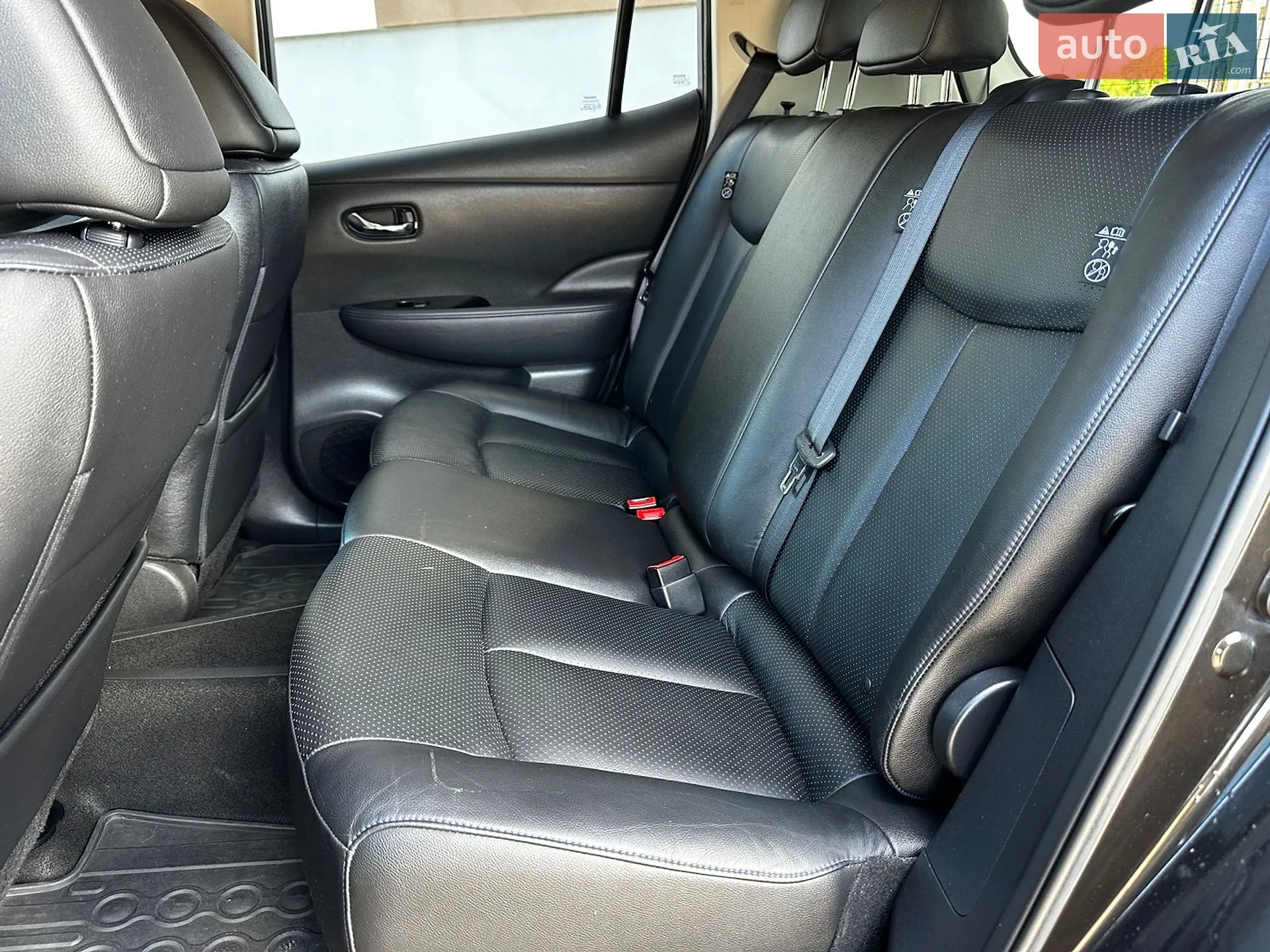 2014 Nissan Leaf - мініатюра 21