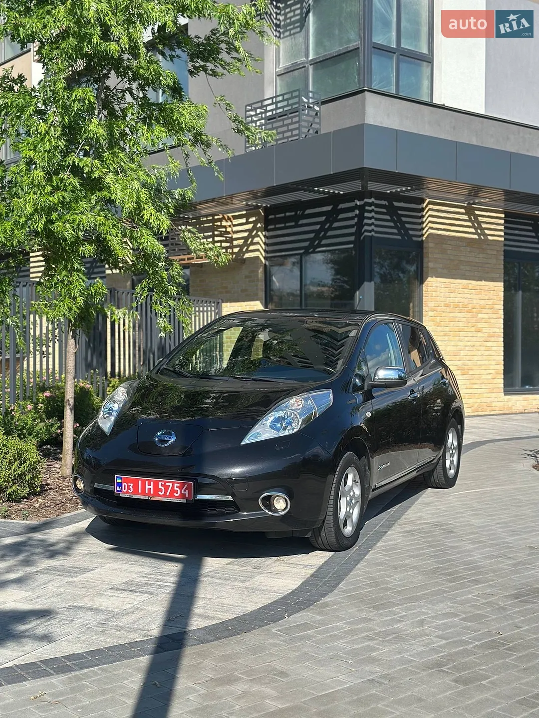 2014 Nissan Leaf - мініатюра 2