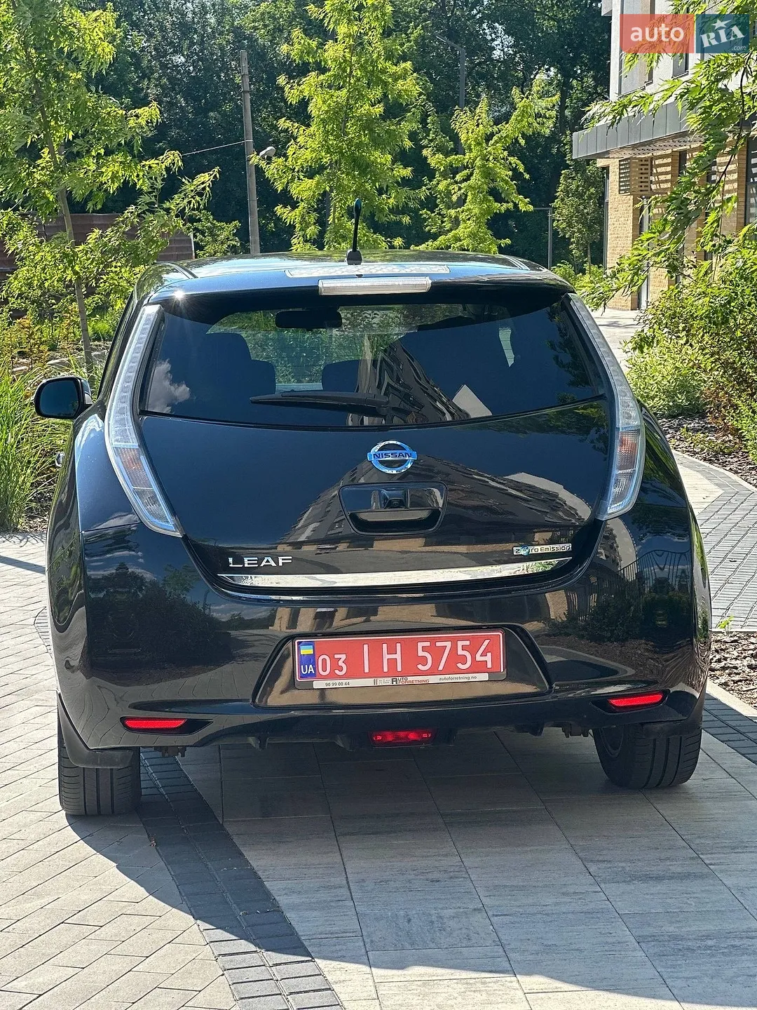 2014 Nissan Leaf - мініатюра 11