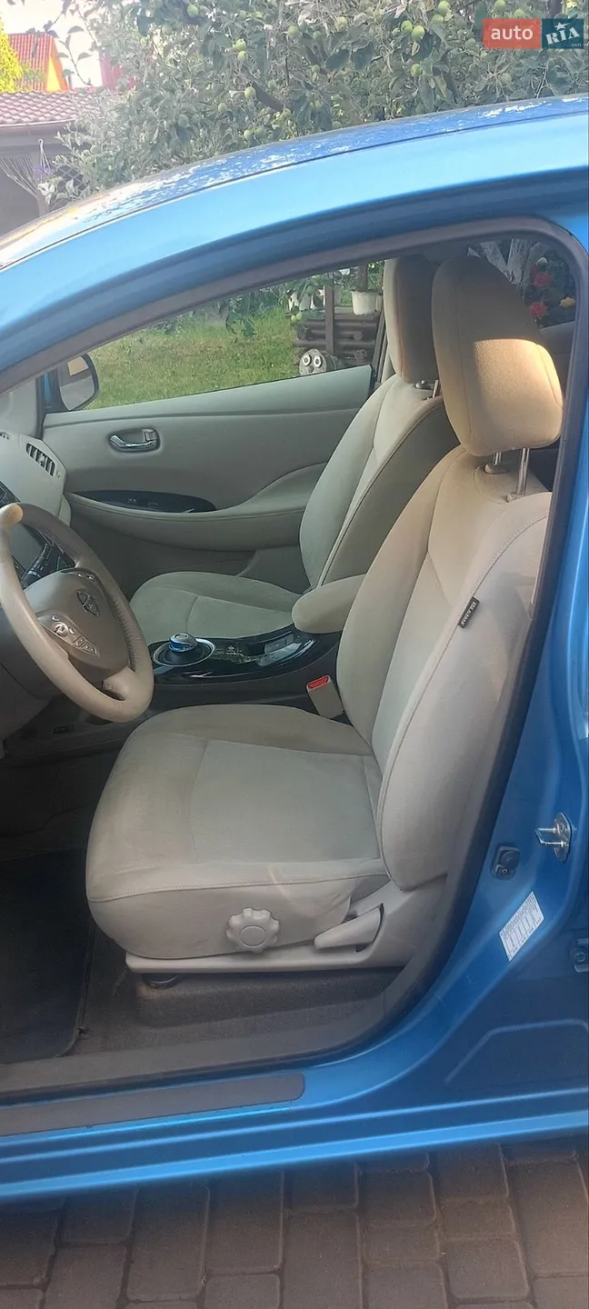 2012 Nissan Leaf - мініатюра 10