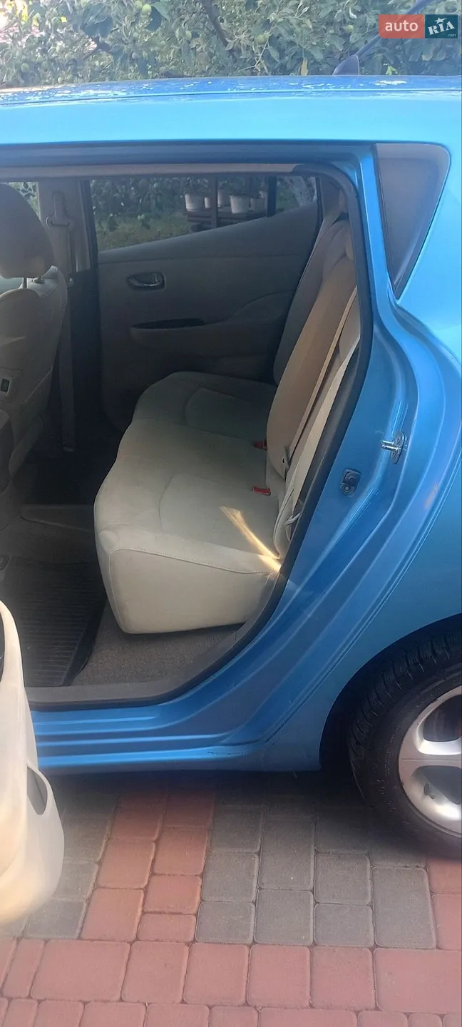 2012 Nissan Leaf - мініатюра 11