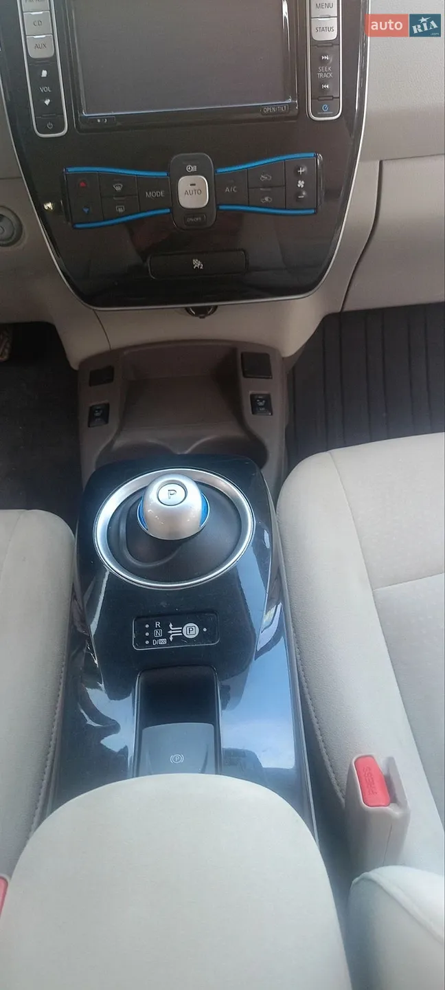 2012 Nissan Leaf - мініатюра 18
