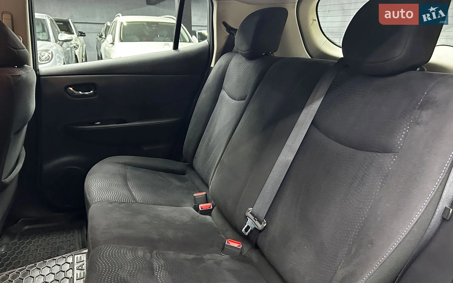 2017 Nissan Leaf - мініатюра 29