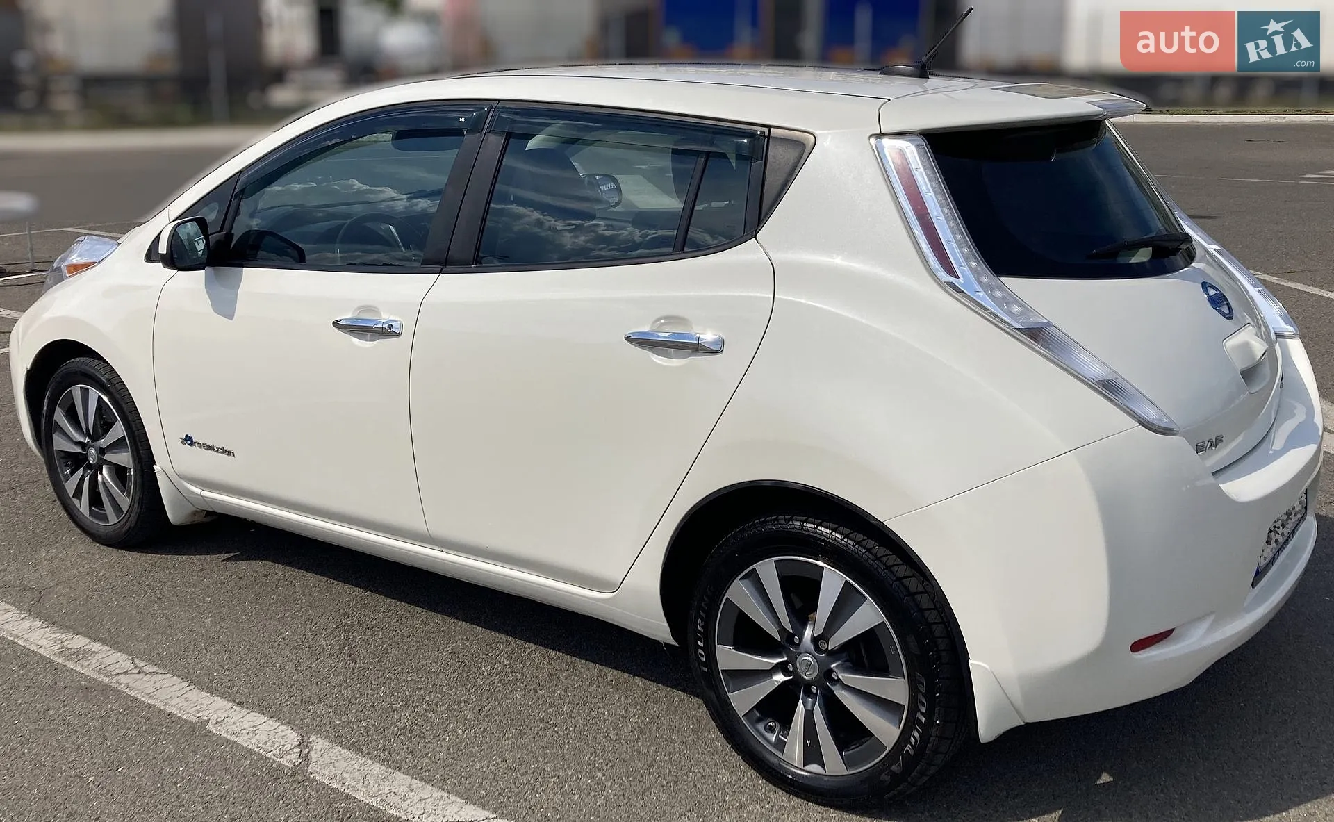 2015 Nissan Leaf - мініатюра 5