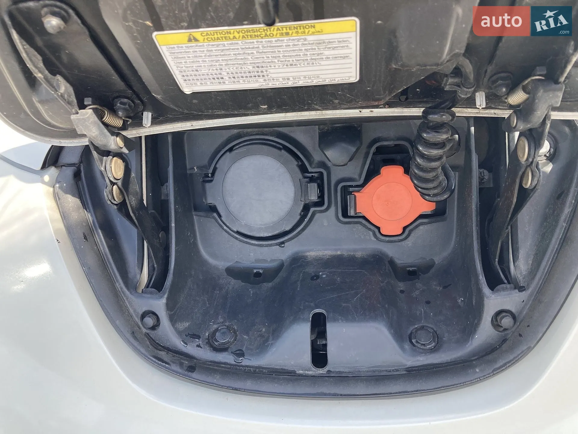 2015 Nissan Leaf - мініатюра 32