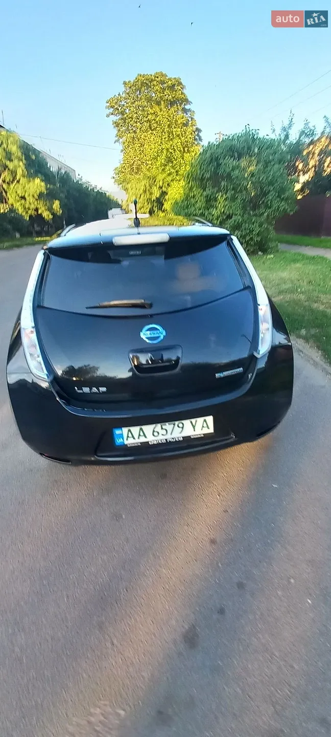 2012 Nissan Leaf - мініатюра 12