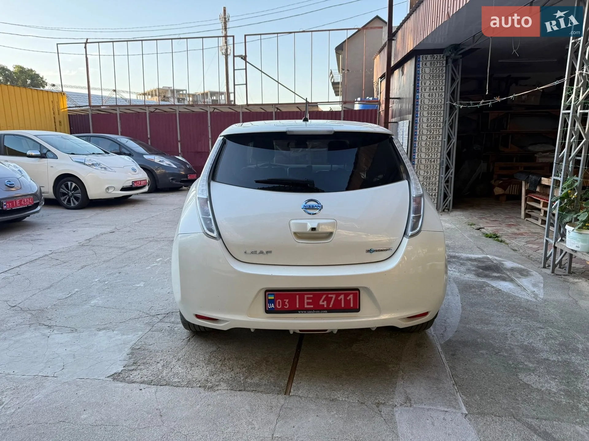2014 Nissan Leaf - мініатюра 33