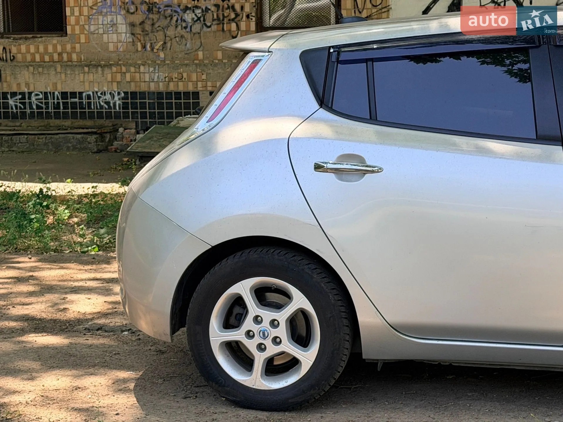 2010 Nissan Leaf - мініатюра 10