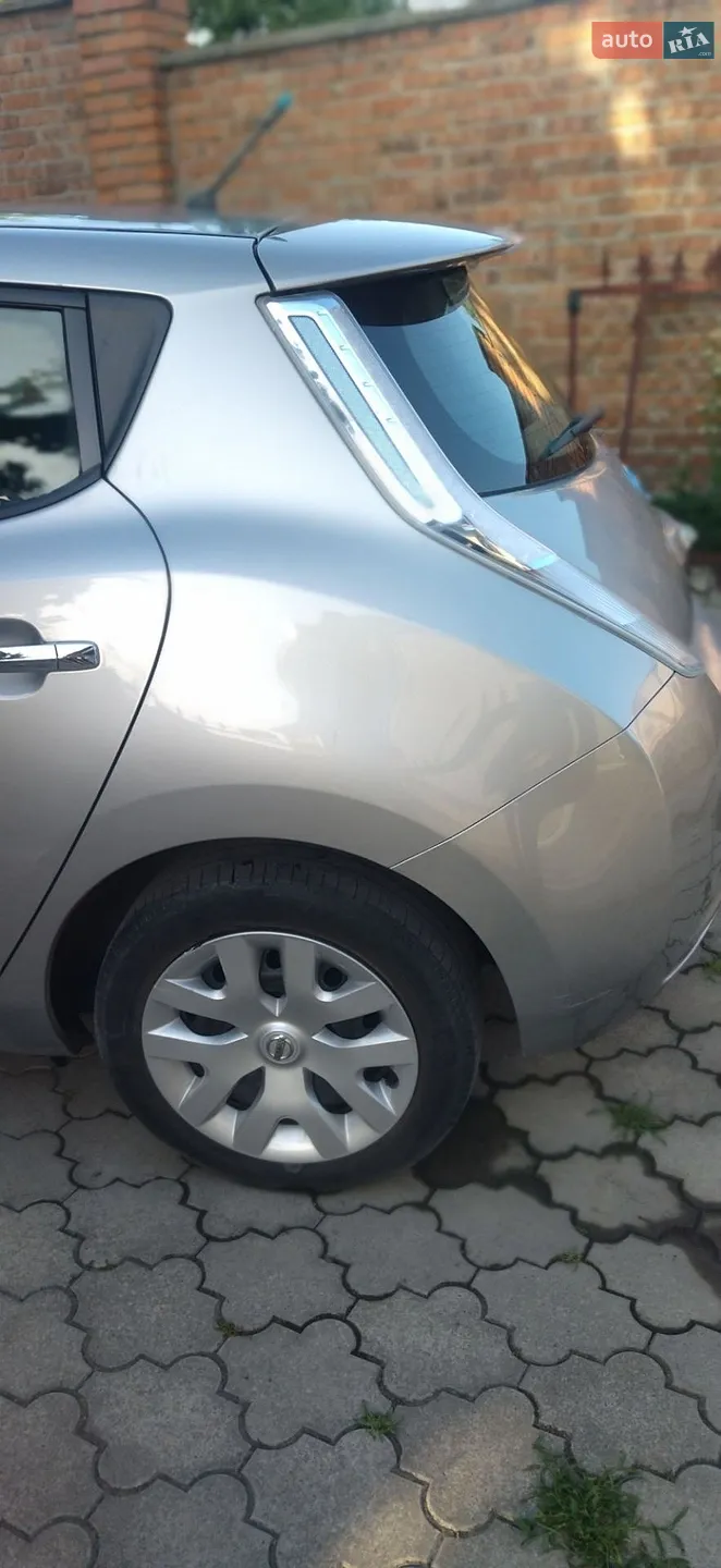 2013 Nissan Leaf - мініатюра 9