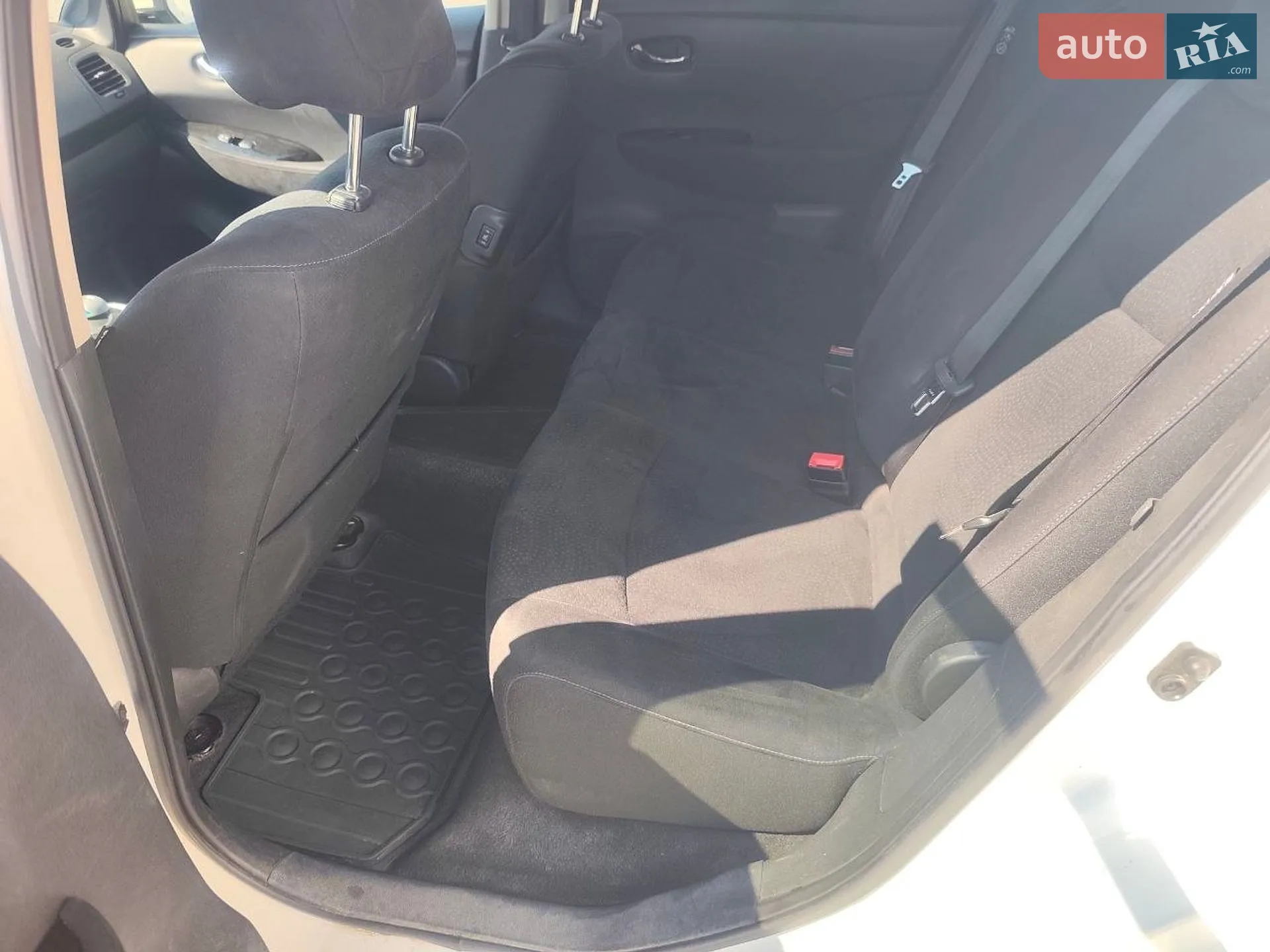 2014 Nissan Leaf - мініатюра 10