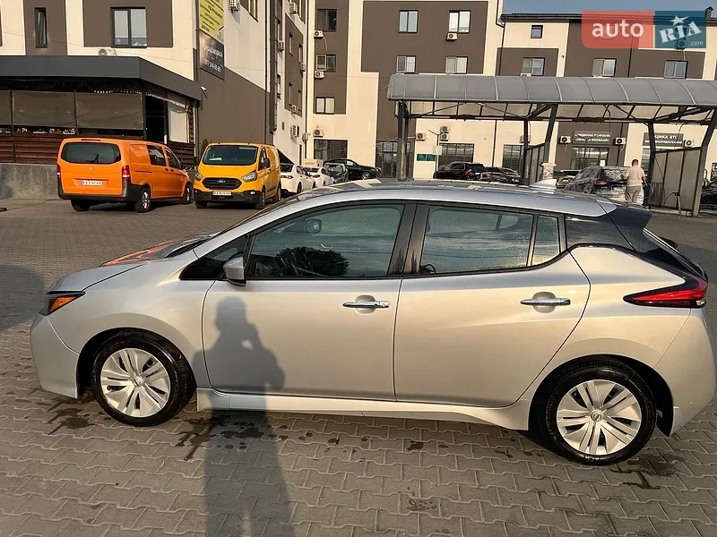 Nissan Leaf 2021 VIN 1N4AZ1BV4MC553981 фото оголошення 8 з 76